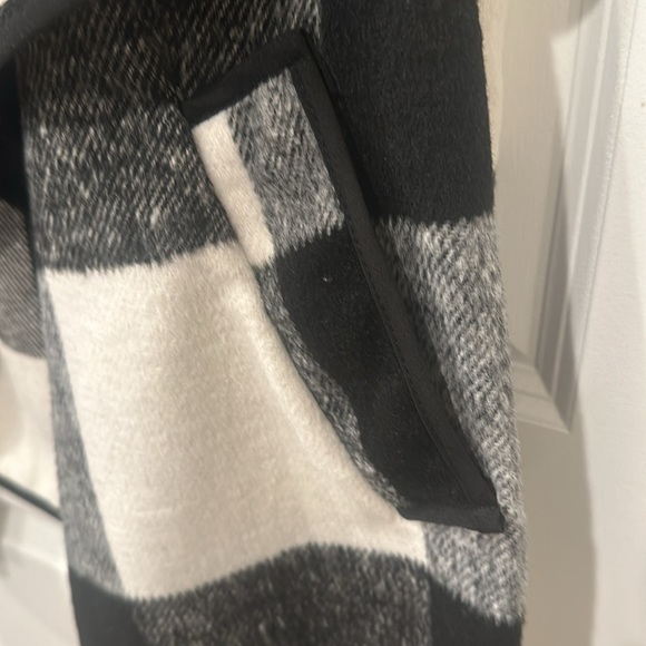 Plaid Vest - Picture 4 of 5